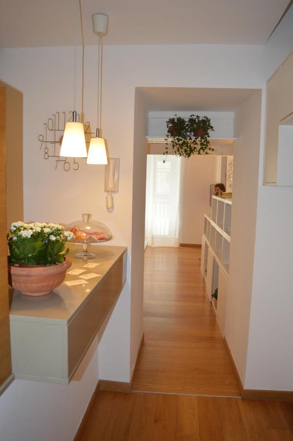 Crise Home เนเปิลส์ ภายนอก รูปภาพ
